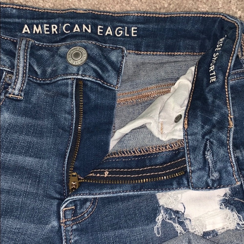 Shorts - Picture 2 of 3